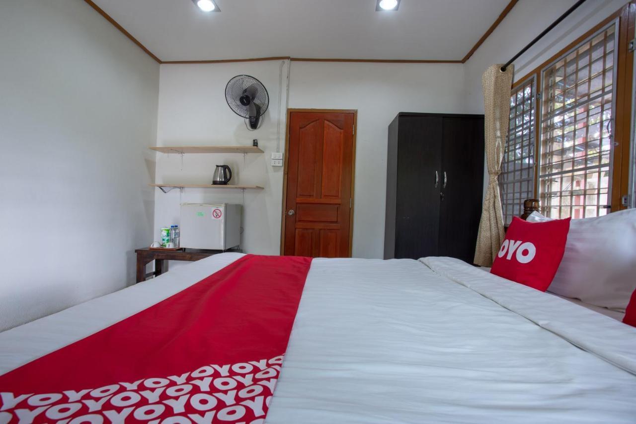 Oyo 909 Guiding Star Resort Чиангмай Екстериор снимка