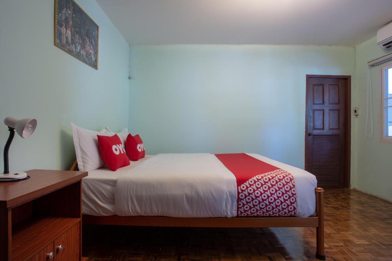 Oyo 909 Guiding Star Resort Чиангмай Екстериор снимка