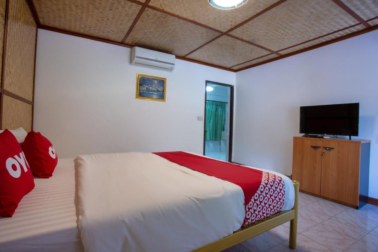 Oyo 909 Guiding Star Resort Чиангмай Екстериор снимка