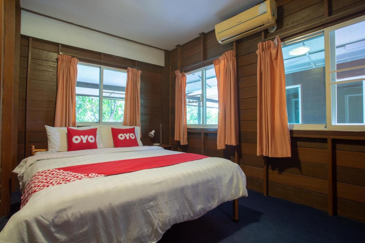 Oyo 909 Guiding Star Resort Чиангмай Екстериор снимка