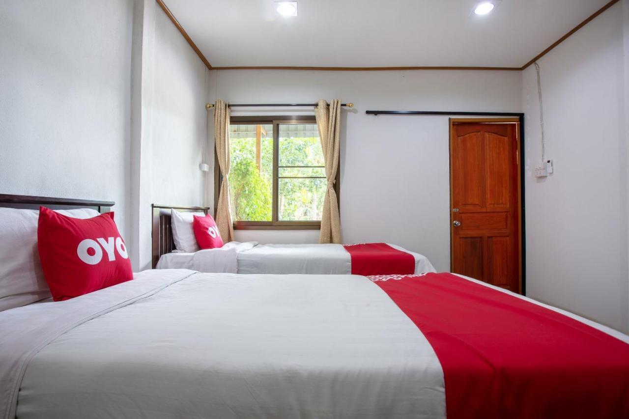 Oyo 909 Guiding Star Resort Чиангмай Екстериор снимка