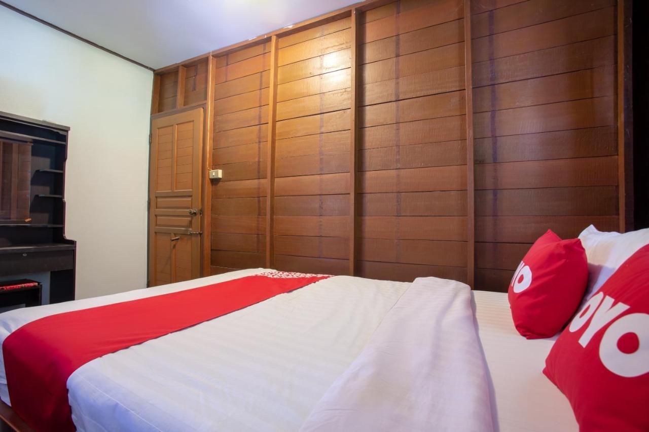 Oyo 909 Guiding Star Resort Чиангмай Екстериор снимка