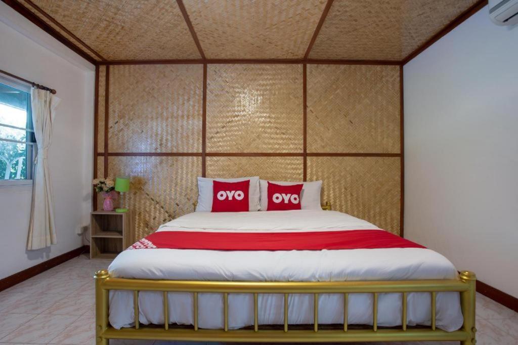 Oyo 909 Guiding Star Resort Чиангмай Екстериор снимка
