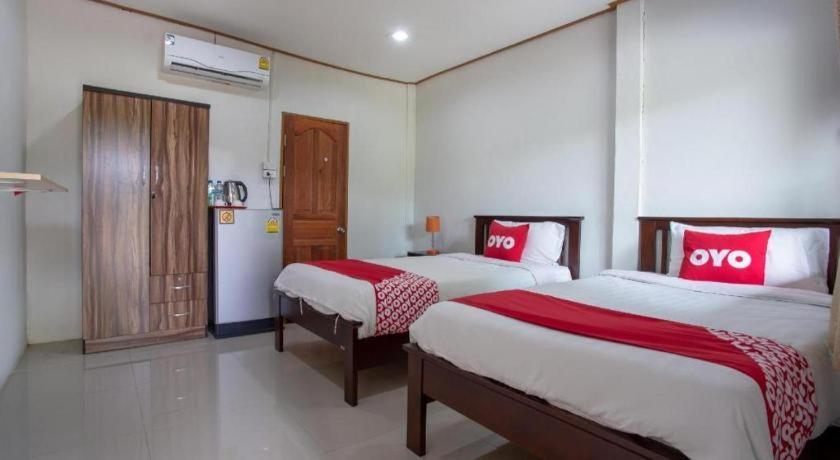 Oyo 909 Guiding Star Resort Чиангмай Екстериор снимка