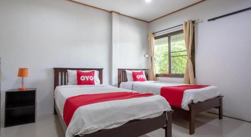 Oyo 909 Guiding Star Resort Чиангмай Екстериор снимка