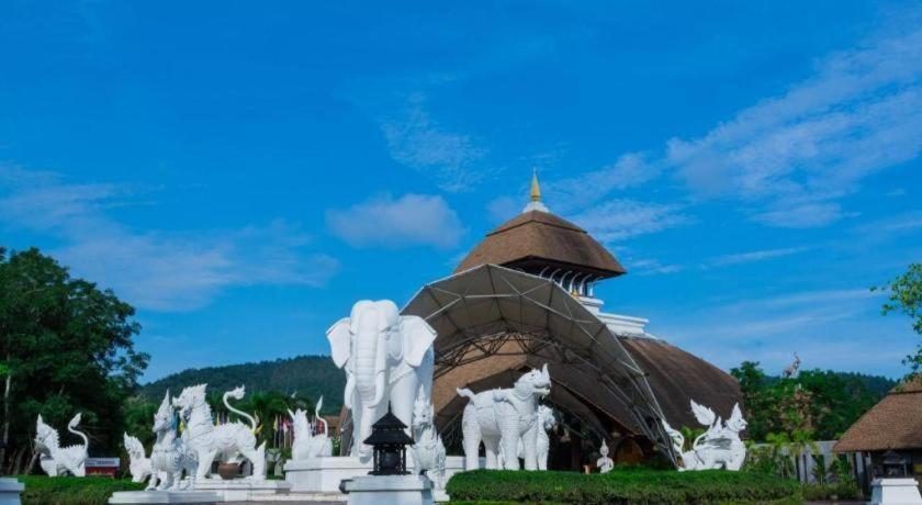 Oyo 909 Guiding Star Resort Чиангмай Екстериор снимка