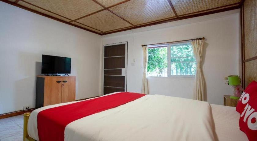 Oyo 909 Guiding Star Resort Чиангмай Екстериор снимка