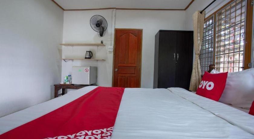 Oyo 909 Guiding Star Resort Чиангмай Екстериор снимка
