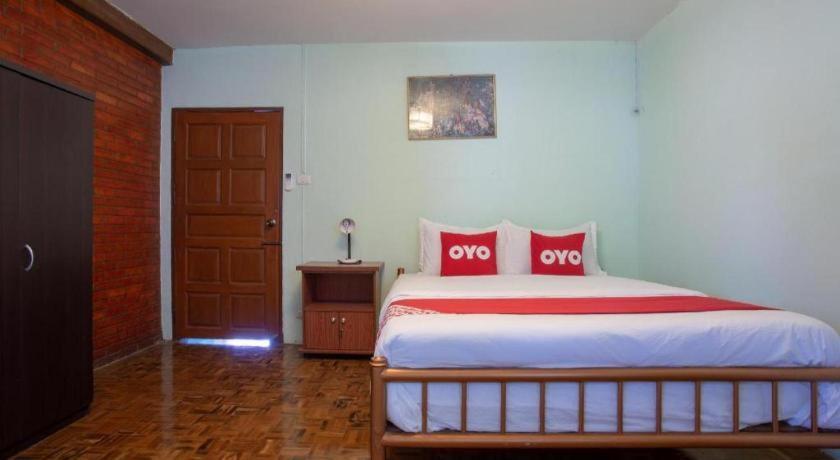 Oyo 909 Guiding Star Resort Чиангмай Екстериор снимка