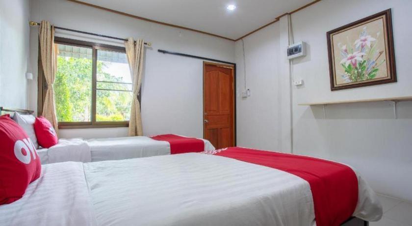 Oyo 909 Guiding Star Resort Чиангмай Екстериор снимка